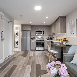  Apartment Contemporary 1br Full Kitchen Smarttv